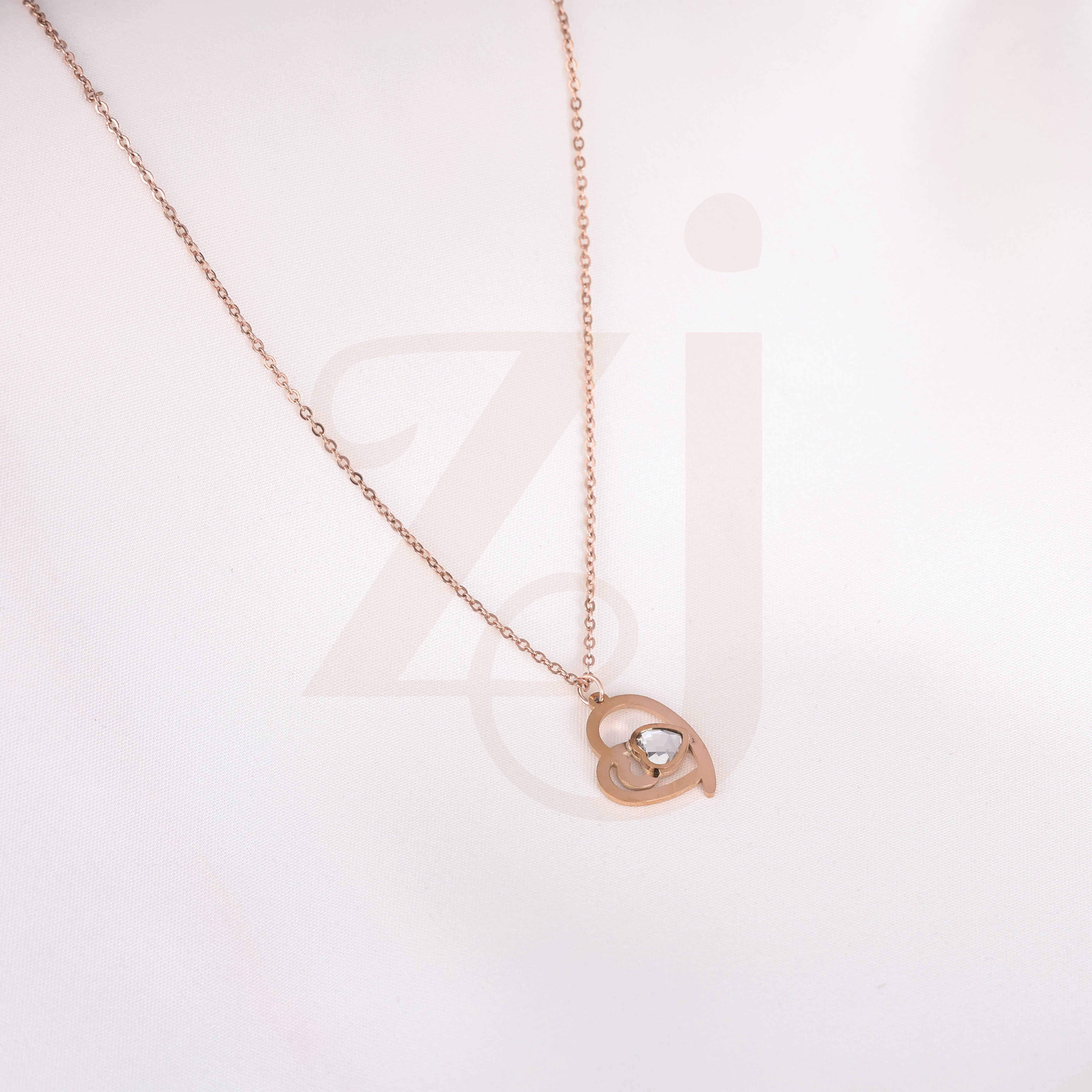 Heart-Shaped Necklace with 18K Rose Gold Plating Heart Shaped Diamond