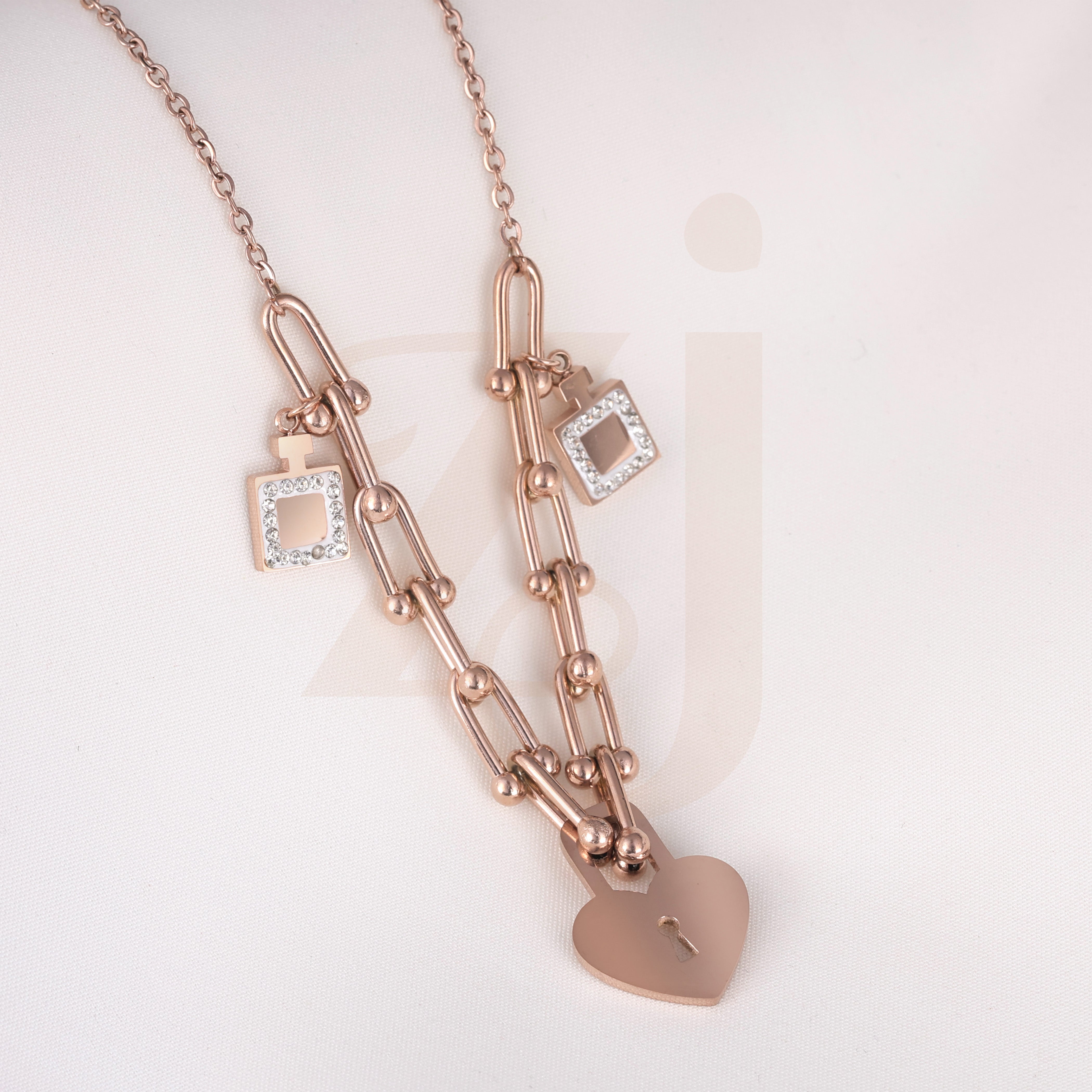 Charming rose gold-plated stainless steel pendant and necklace,