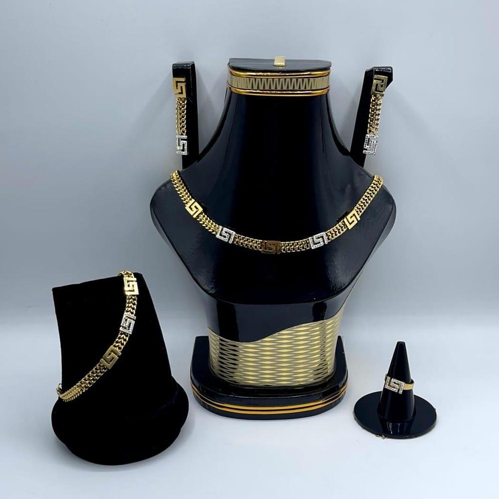 Gold plated necklace set for bridal wear