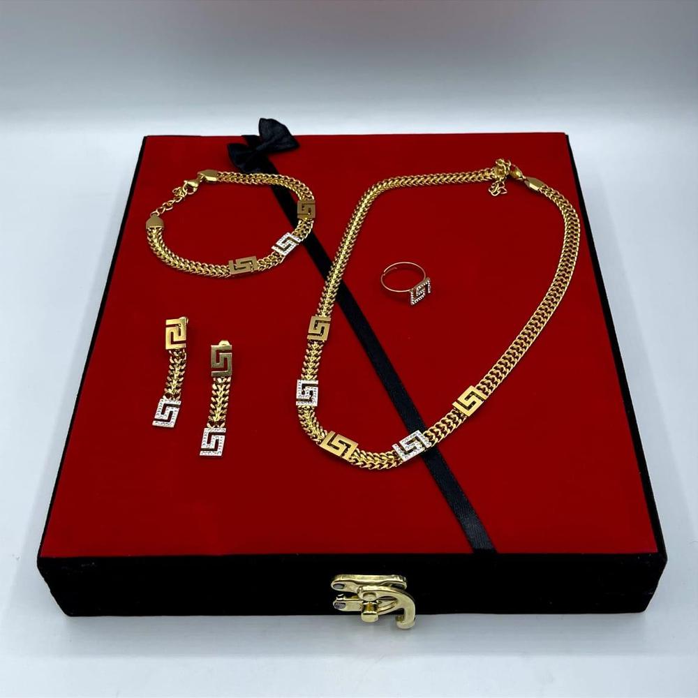Gold plated necklace set for bridal wear